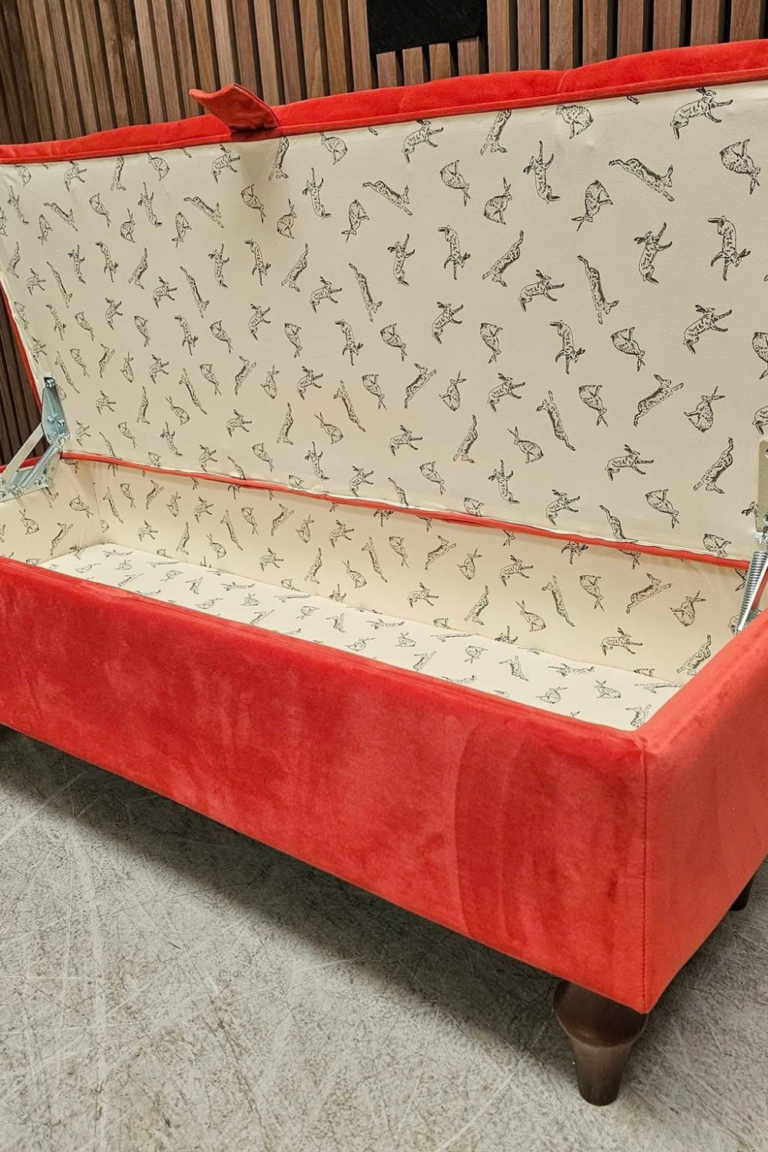 Stunning blanket storage Ideas
